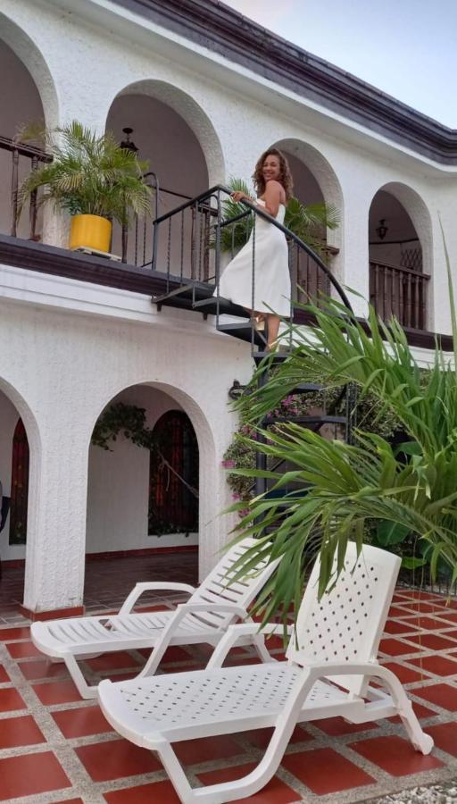 The Chill In Mansion Hostel Santa Marta Exteriör bild