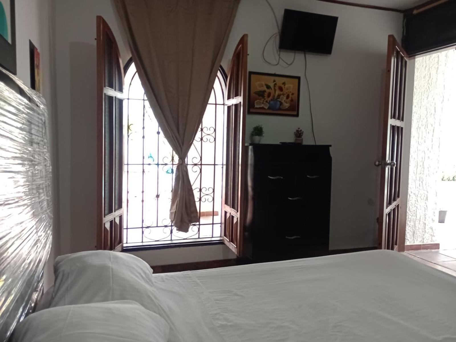The Chill In Mansion Hostel Santa Marta Exteriör bild